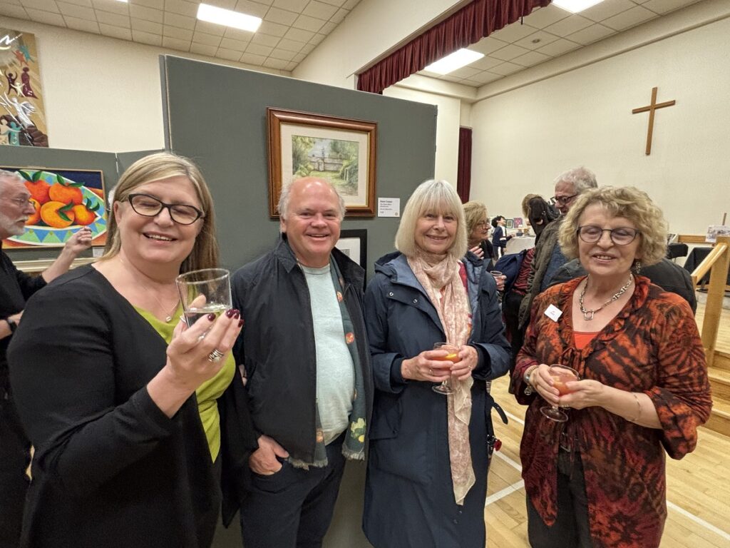 Record entries for Barnet Guild of Artists' annual exhibition and praise from art critic for High Barnet's classic  views just waiting to be painted.