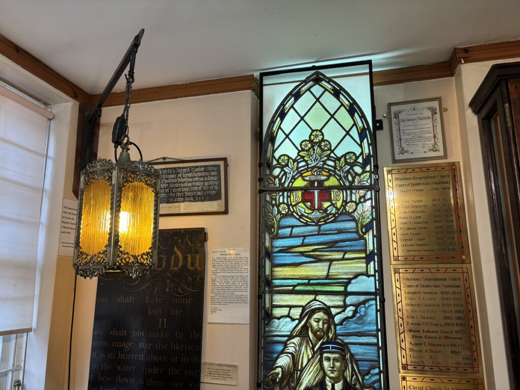 Tributes to administrator Robin Marson who has died at the age of 89. He spent much of his life volunteering for community organisations in Barnet.