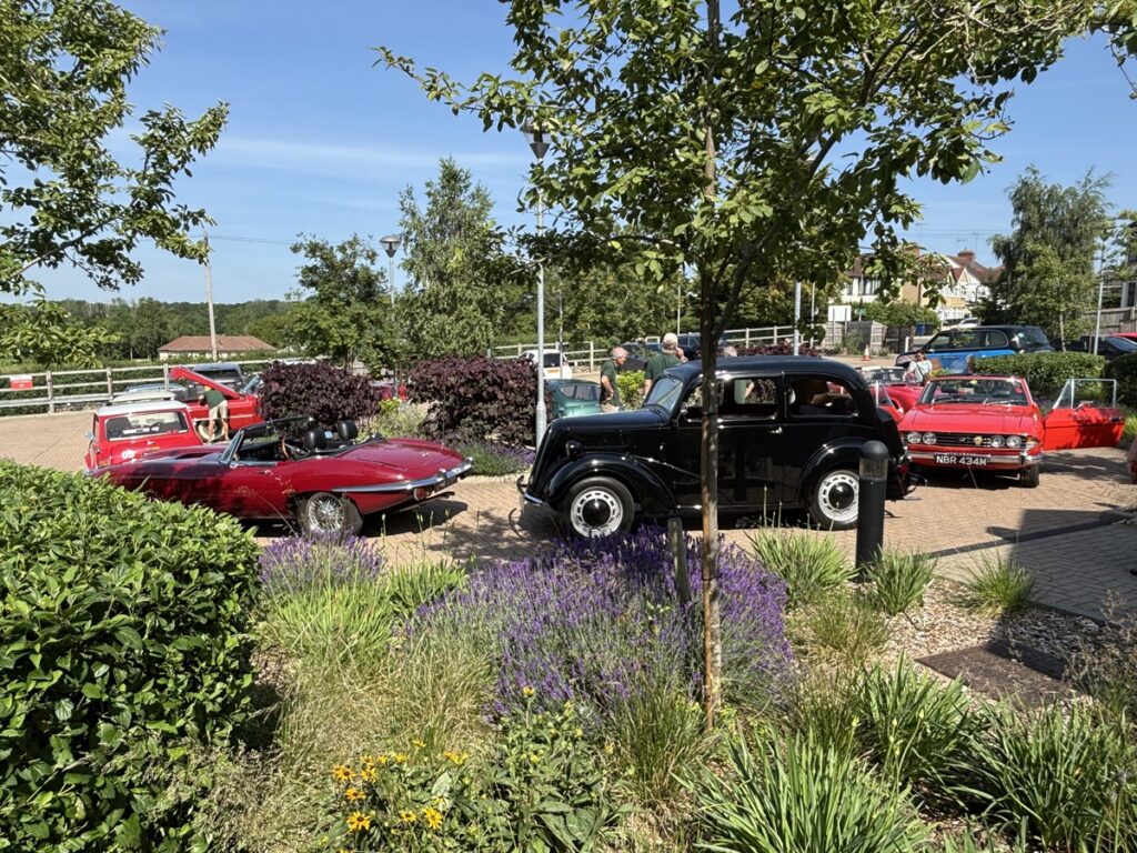 Barnet Classic Car Club hands over cheque for proceeds from 13th annual show to Noah's Ark Children's Hospice and praised for their generosity
